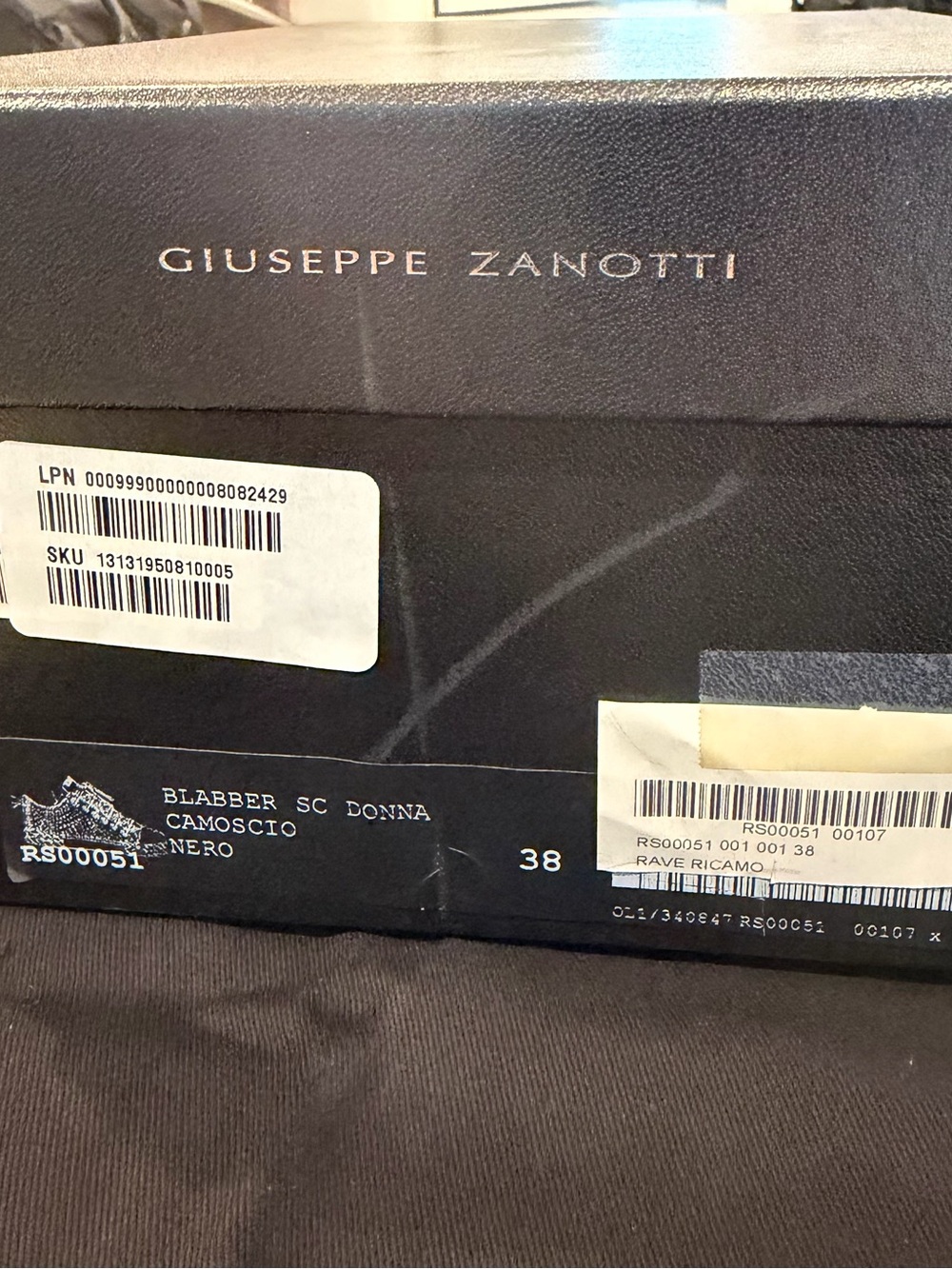 Giuseppe Zanotti Black Low-Top Sneaker with White Sole, excellent condition! - Picture 5 of 7